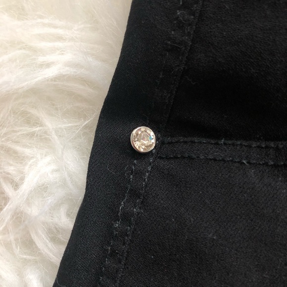 Women’s size xl black skinny maternity pants - Picture 2 of 4